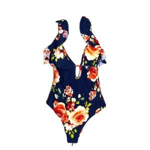 Women’s Cupshe One Piece Swimsuit Black Floral XXL New with Tags
